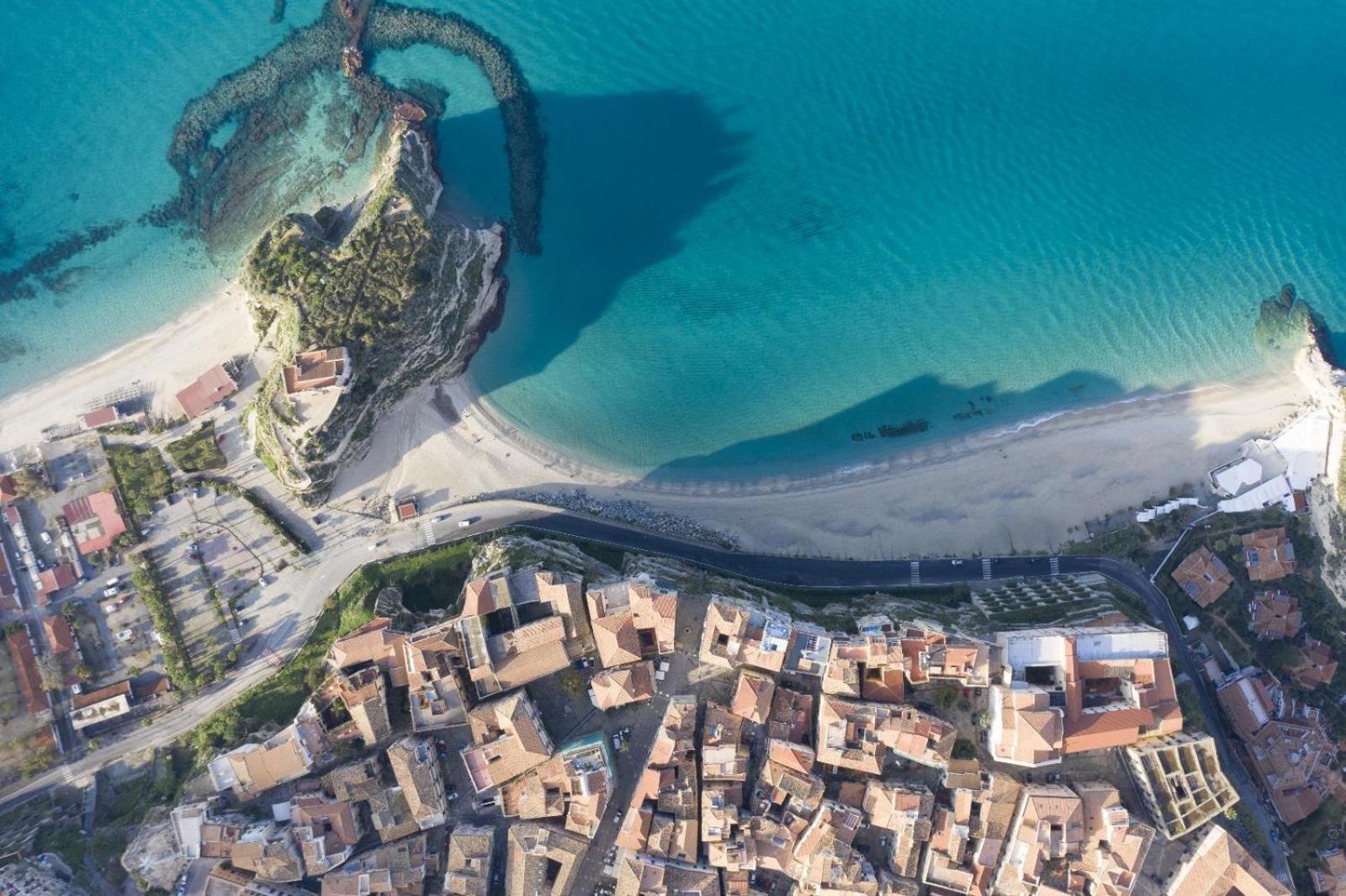 S'O Suites Tropea Exterior photo
